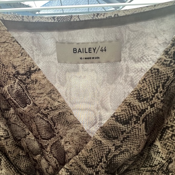 Brand New Bailey 44 shirt/top/blouse - Picture 2 of 4